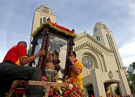 saint in the philippines|Lives offered to God: Sainthood in PH .